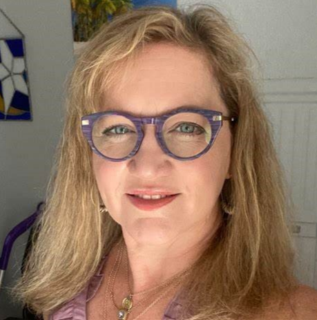 Laura Squier